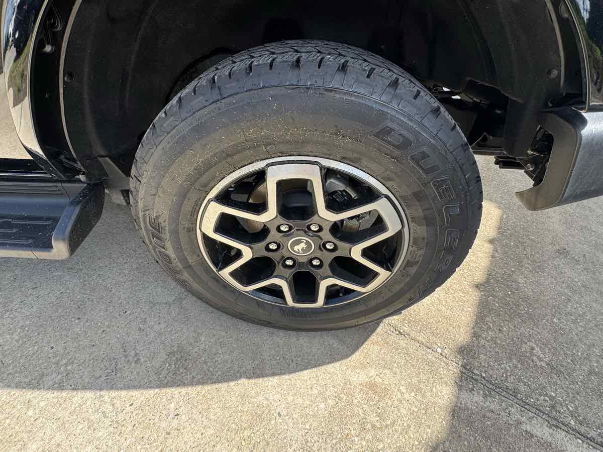 Used 2025 Ford Bronco Outer Banks AWD/4WD image 29