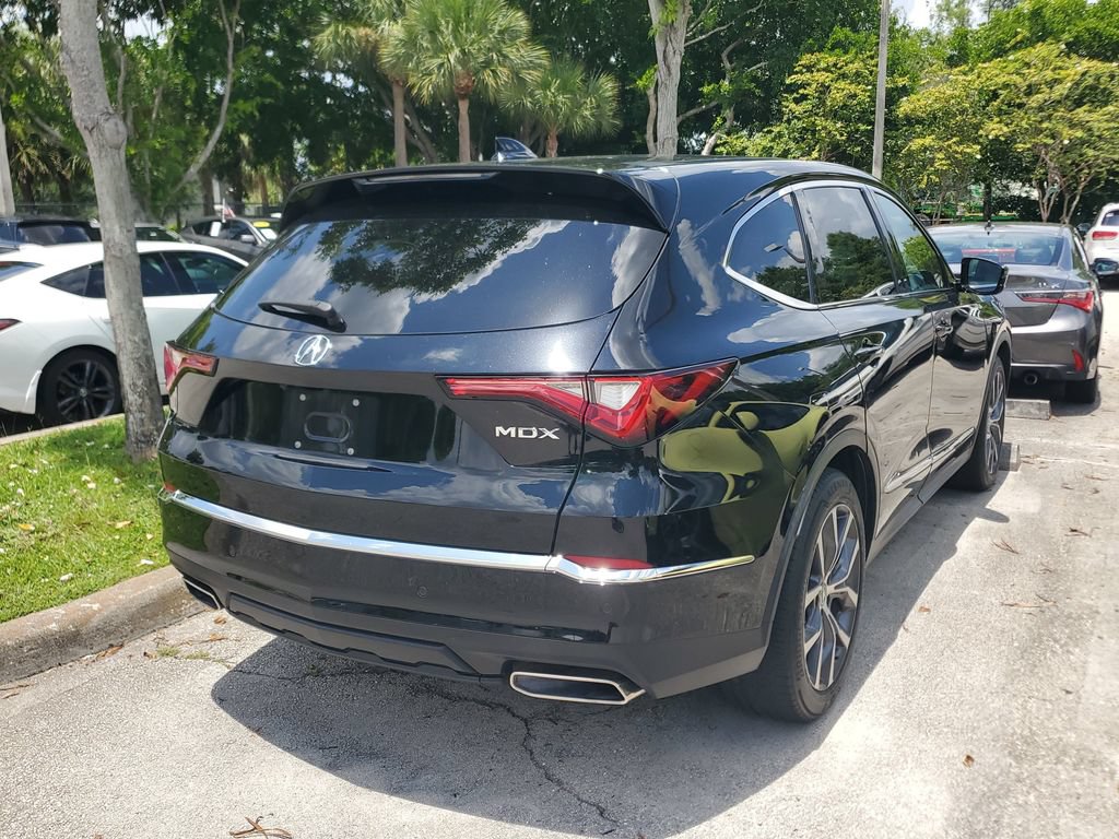 Used 2023 Acura MDX FWD w/ Technology Package image 7