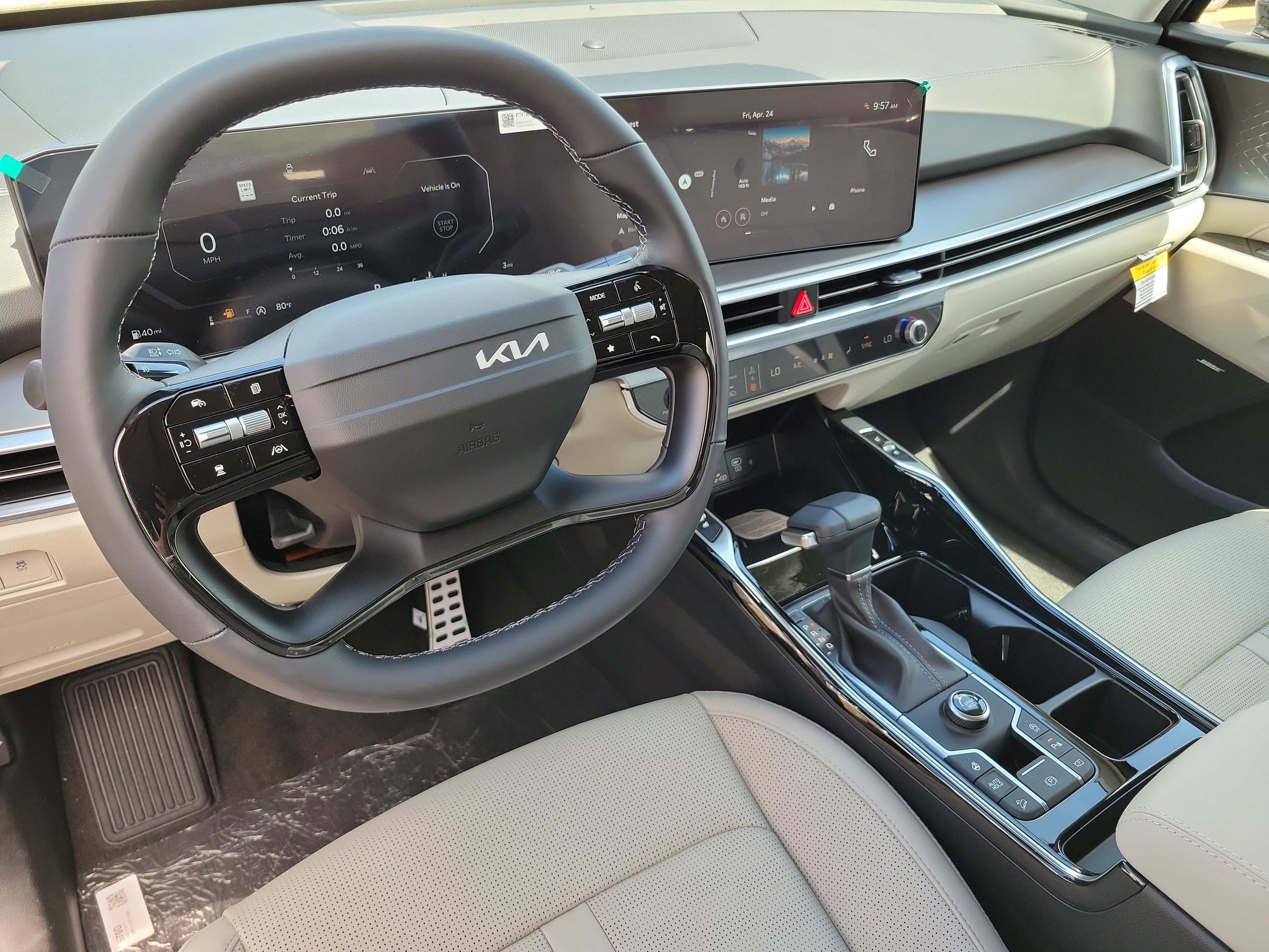 New 2026 Kia Sorento SX FWD image 2