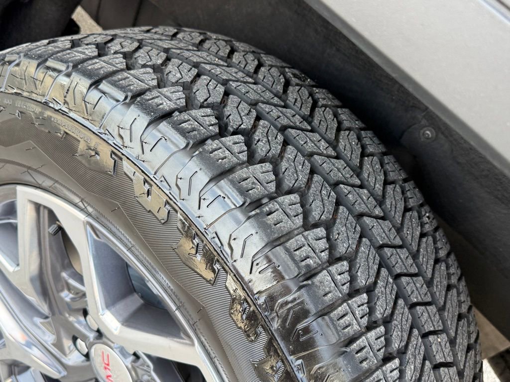 Used 2025 GMC Sierra 1500 SLT w/ SLT Premium Plus Package image 44