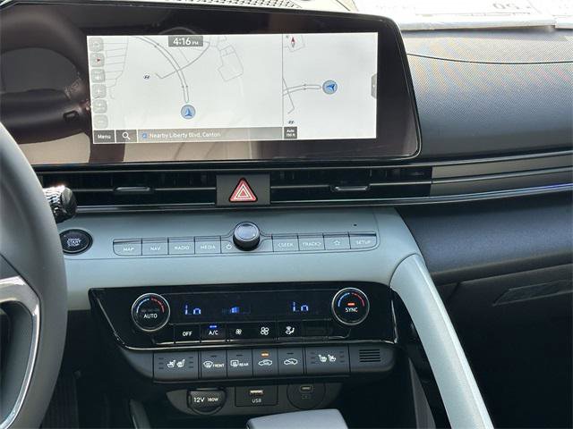 New 2025 Hyundai Elantra Limited image 27
