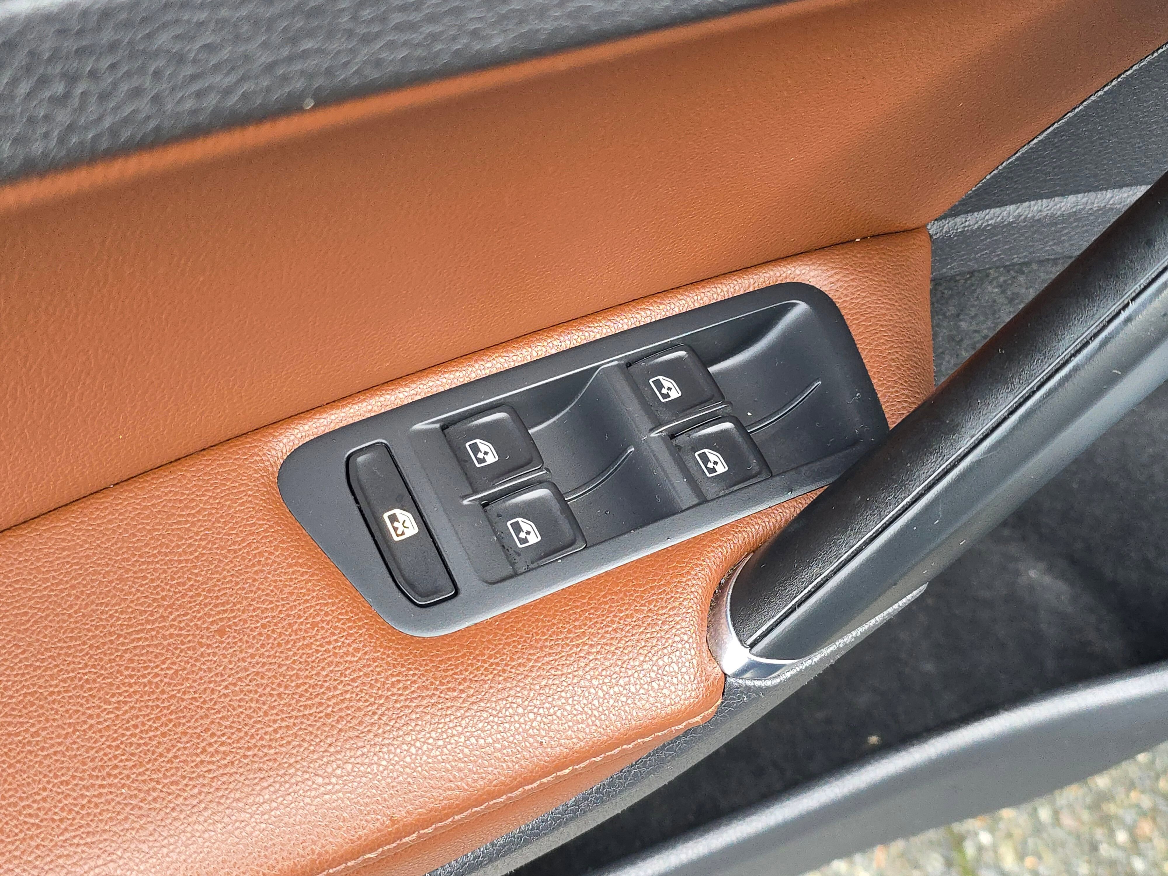 Used 2019 Volkswagen Golf Alltrack SEL image 24