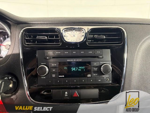 Used 2014 Chrysler 200 Touring FWD image 16