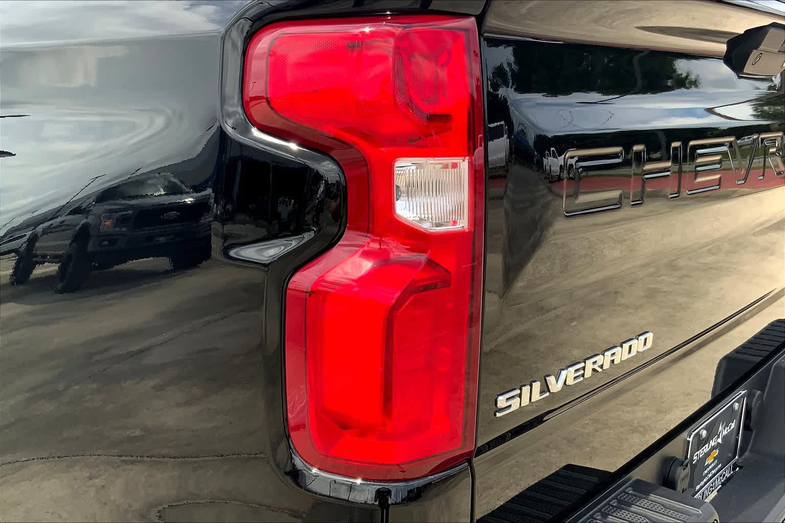Certified 2021 Chevrolet Silverado 1500 Custom RWD image 26