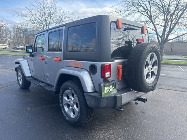 Used 2016 Jeep Wrangler Unlimited Sahara w/ Connectivity Group image 5