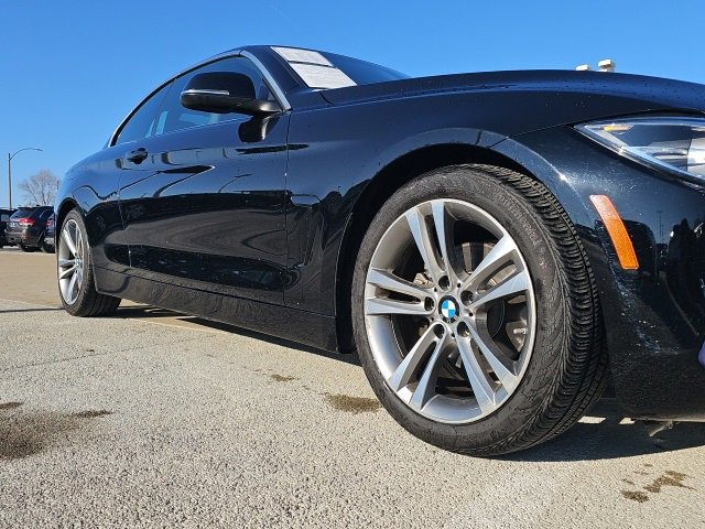 Used 2019 BMW 430i Convertible image 4