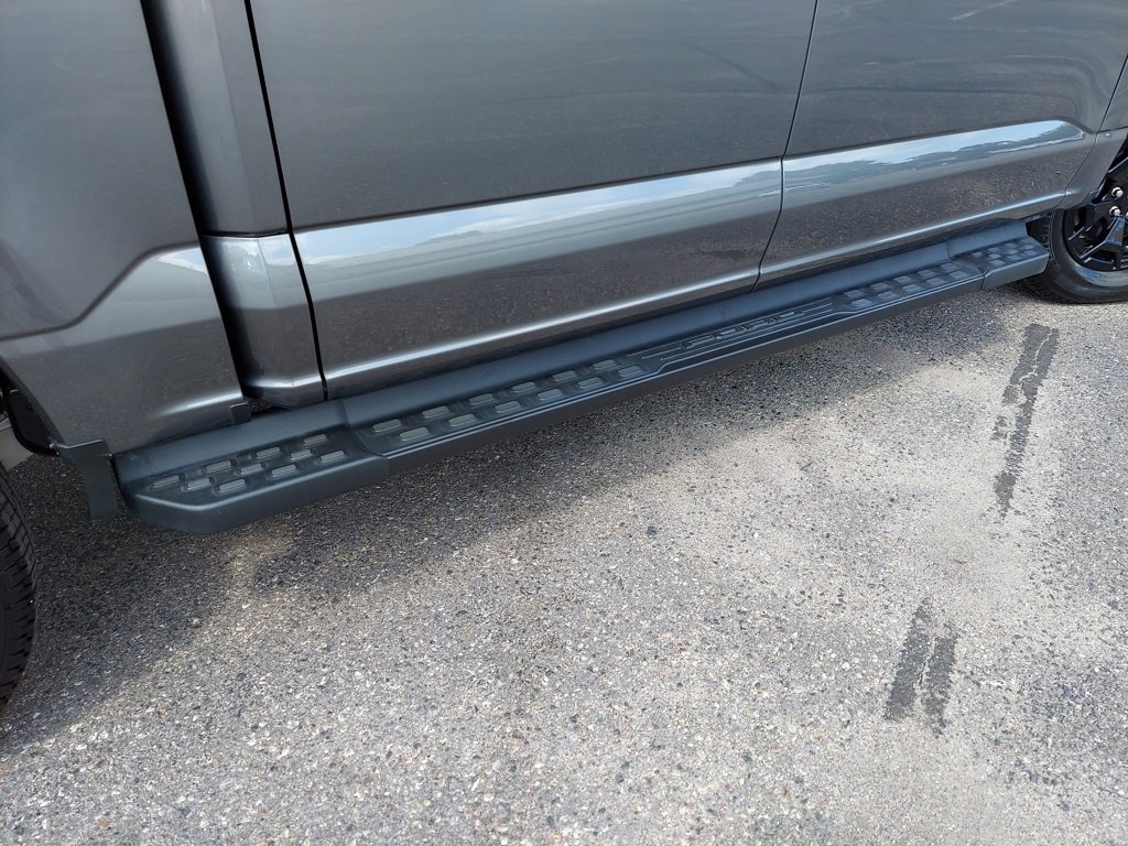 Used 2025 Ford F150 Lightning XLT w/ Max Trailer Tow Package image 8