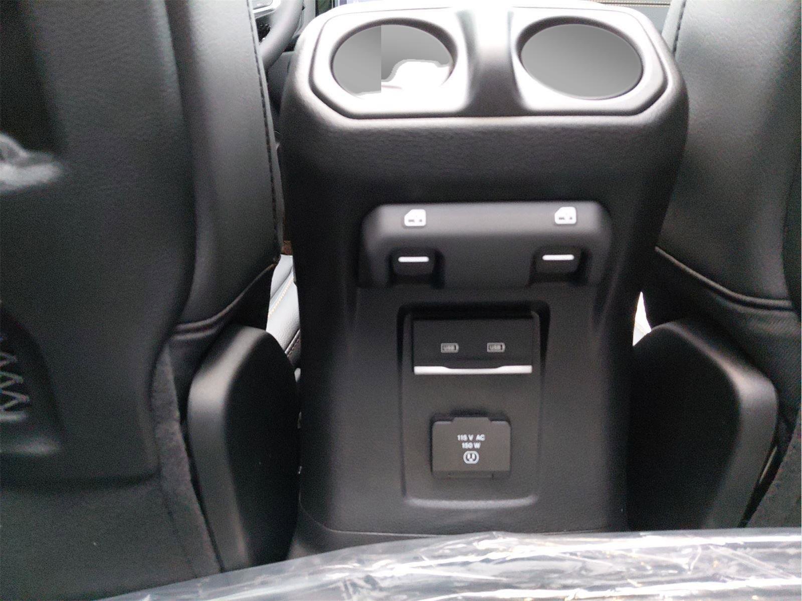 New 2026 Jeep Wrangler Sahara w/ Technology Group image 20