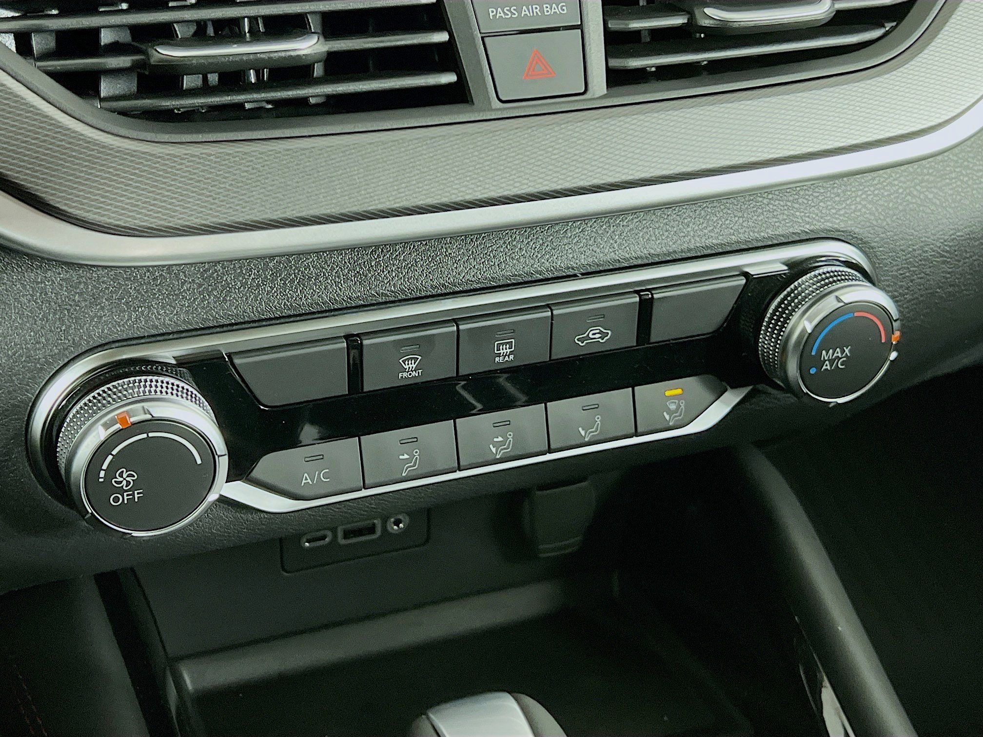 New 2025 Nissan Altima 2.5 SR image 10