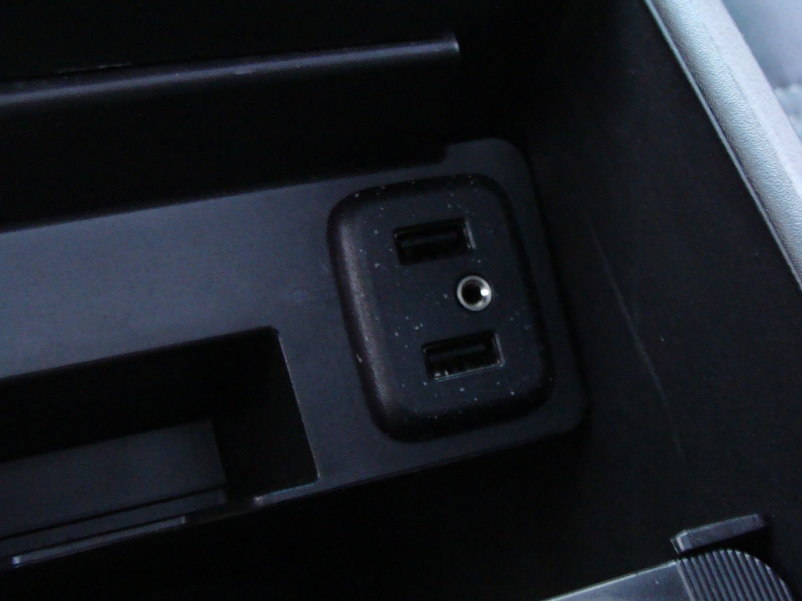 Used 2019 GMC Yukon Denali w/ Denali Ultimate Package image 32