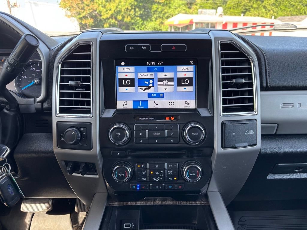 Used 2017 Ford F350 Lariat w/ Chrome Package AWD/4WD image 33