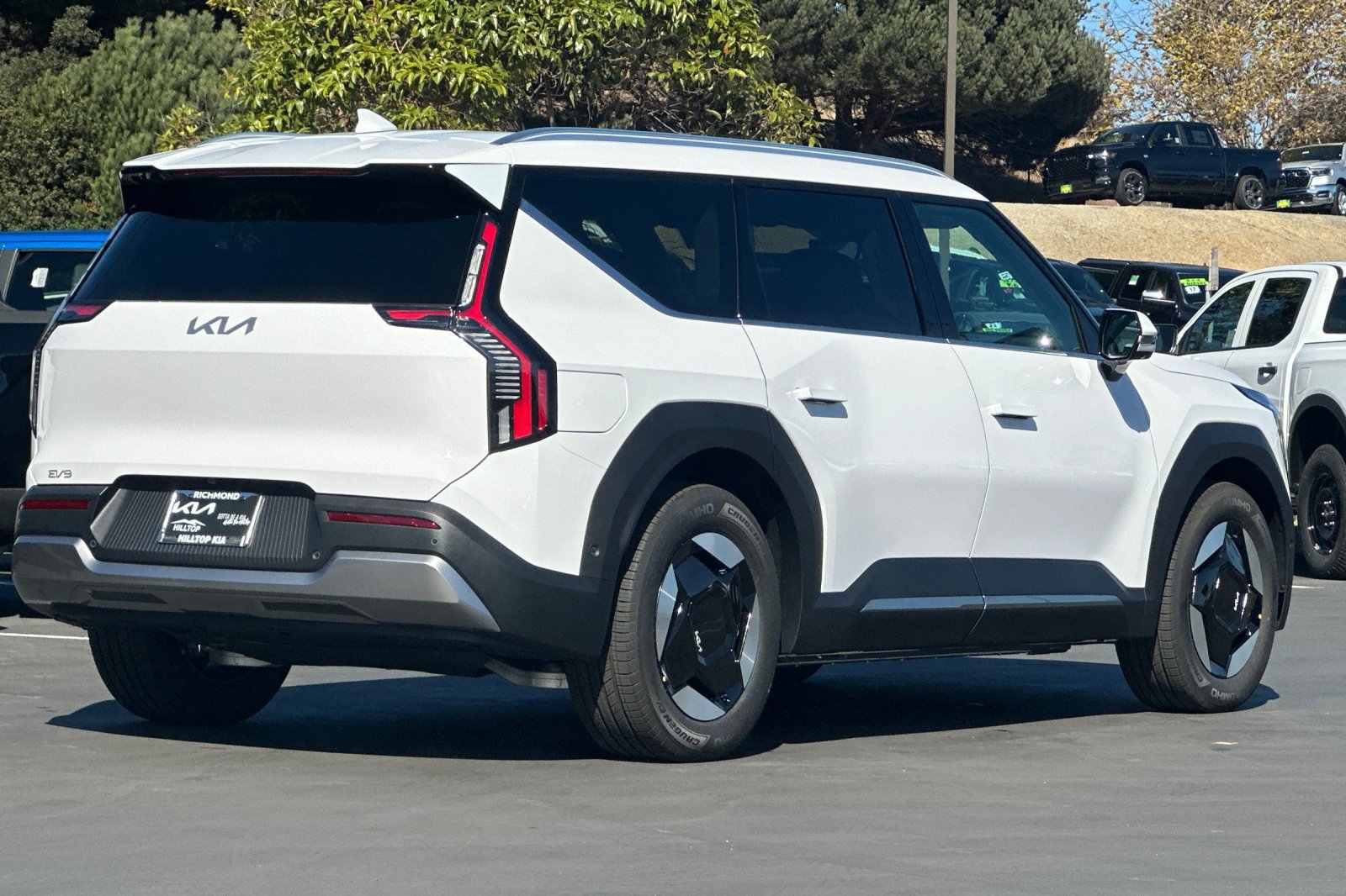 New 2026 Kia EV9 Wind AWD/4WD image 4
