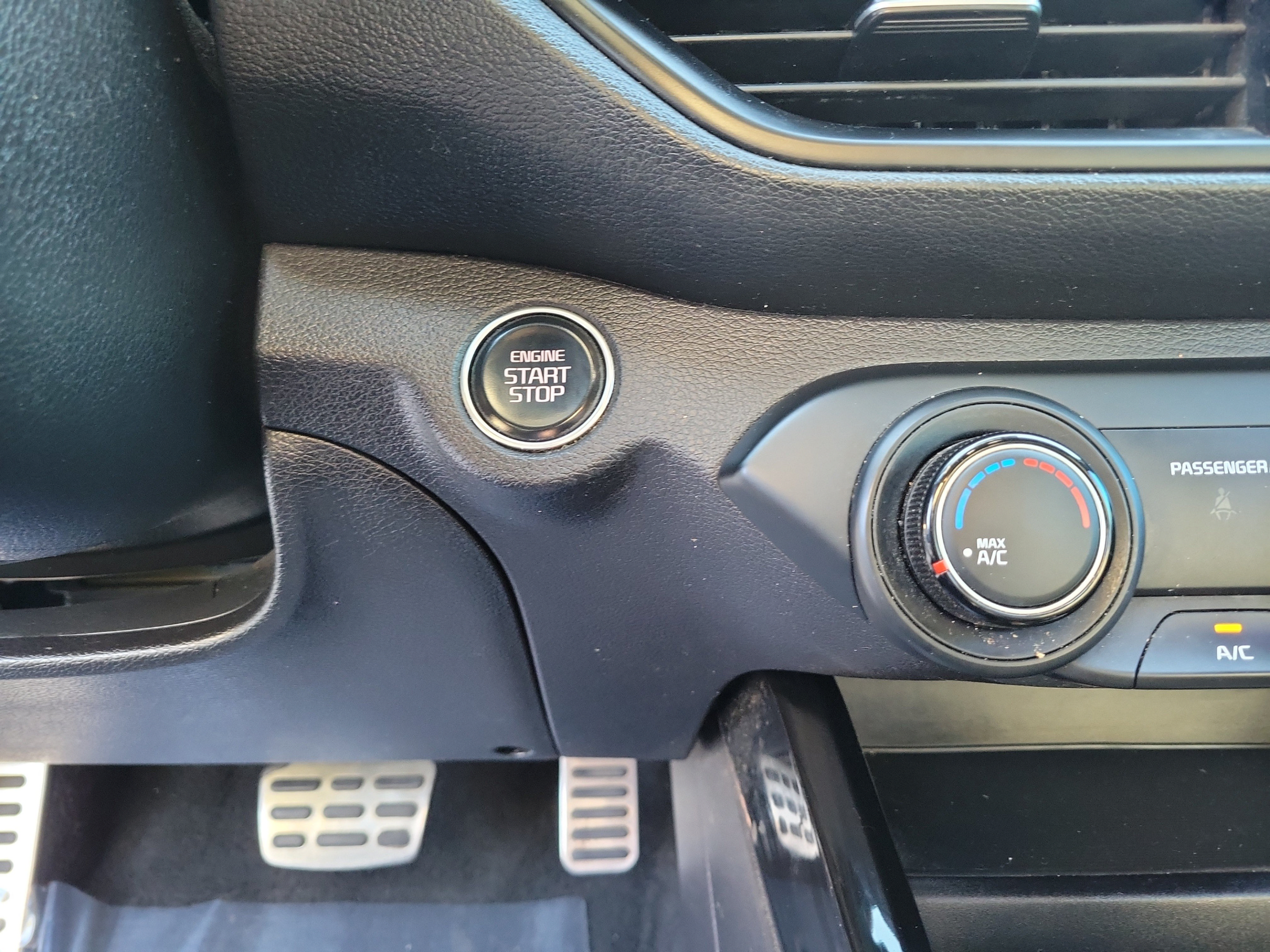 Certified 2021 Kia Forte GT-Line FWD image 20