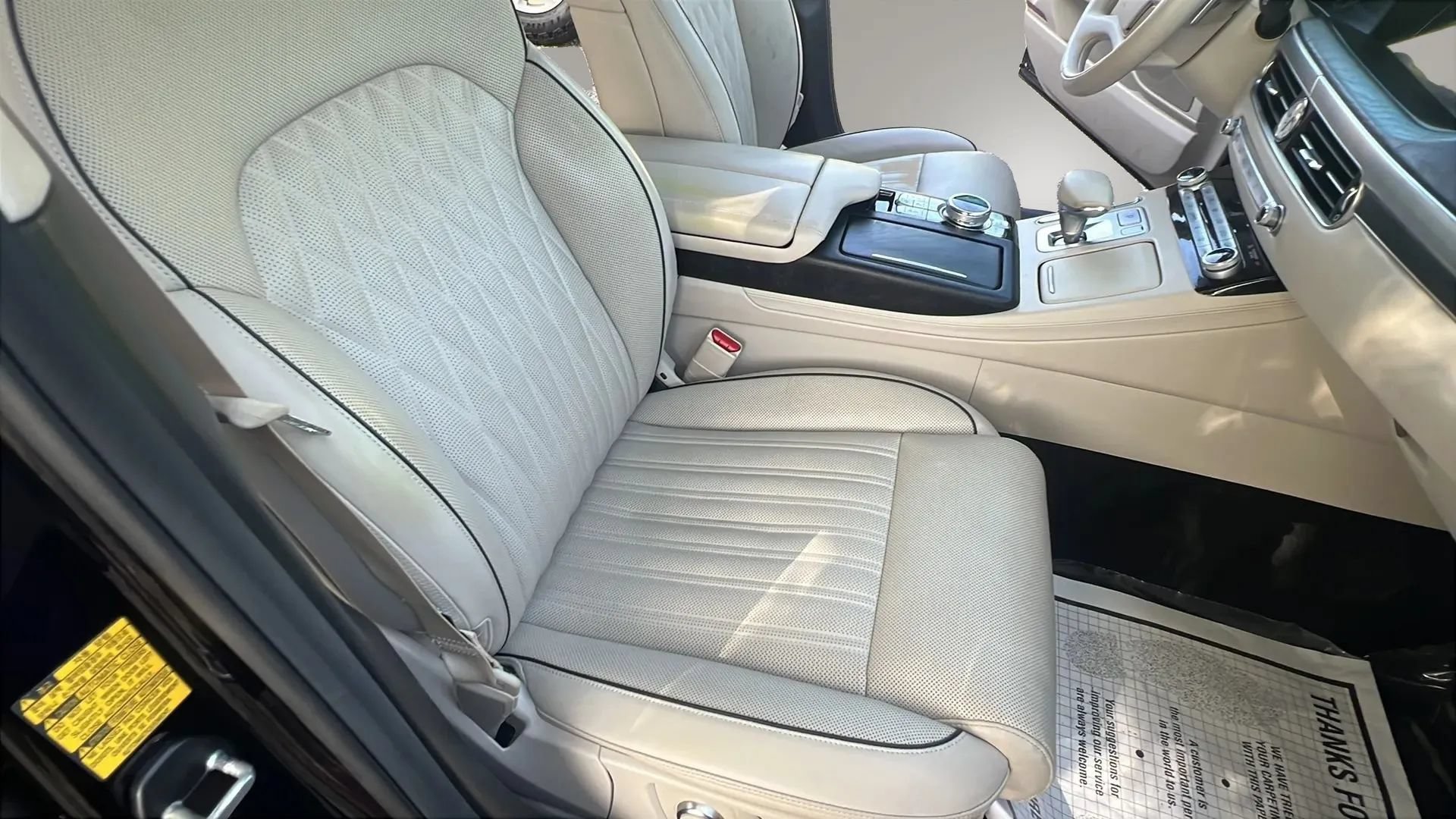 Used 2021 Genesis G90 5.0 Ultimate RWD image 23