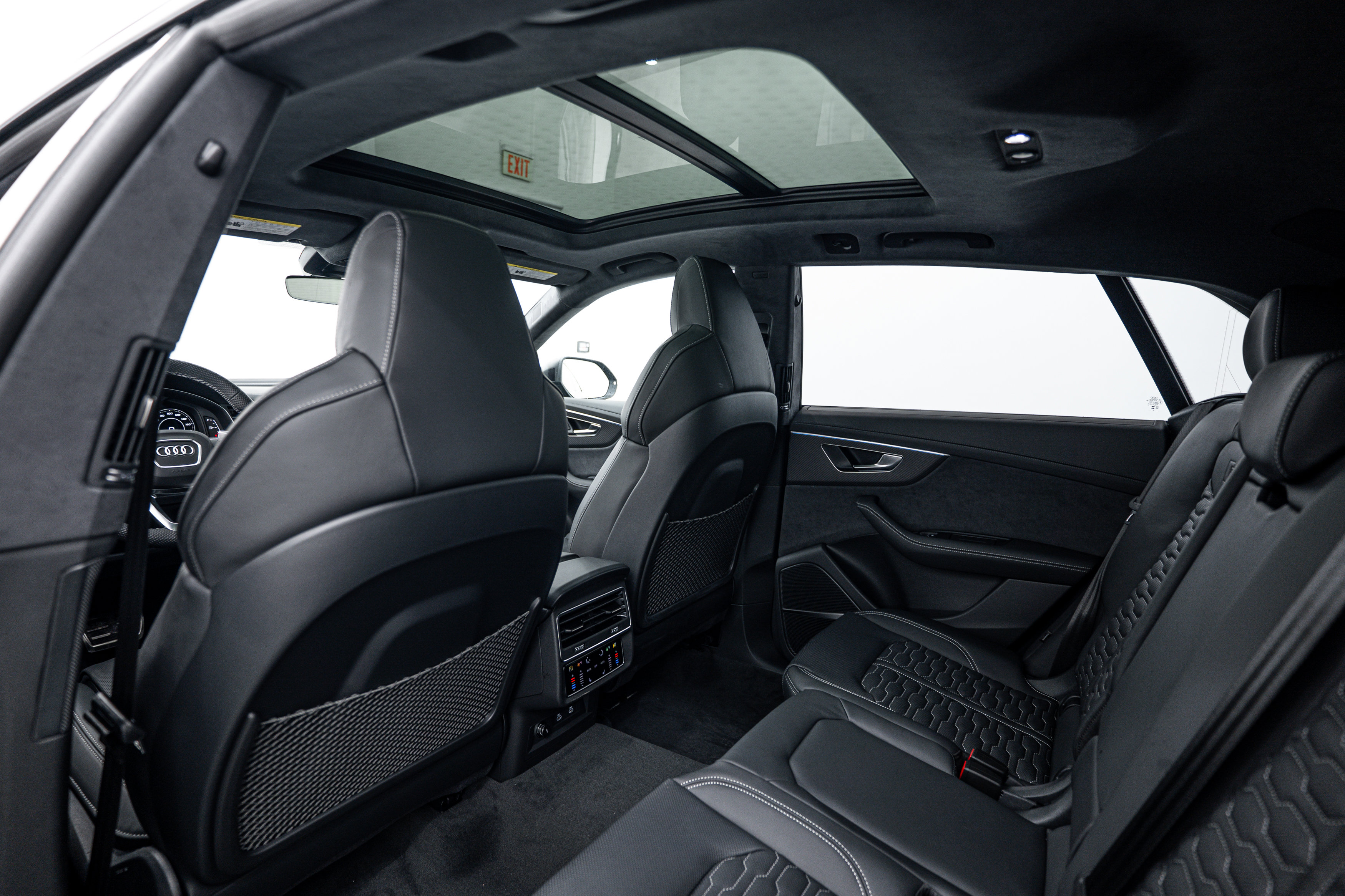 New 2026 Audi RS Q8 performance image 22