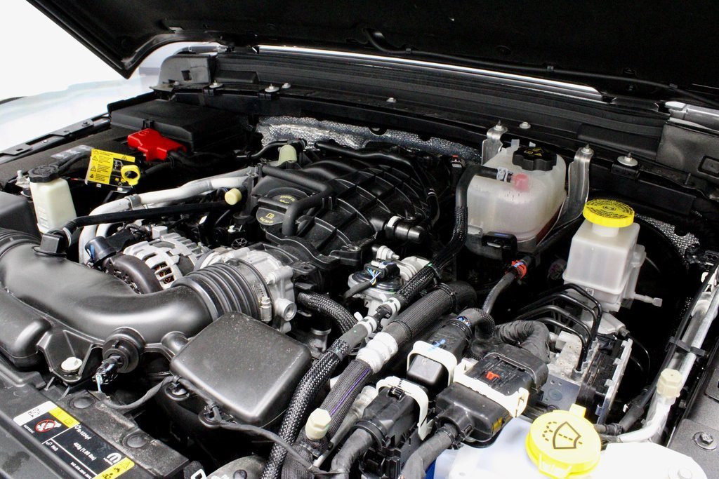 Used 2024 Jeep Gladiator Sport image 16