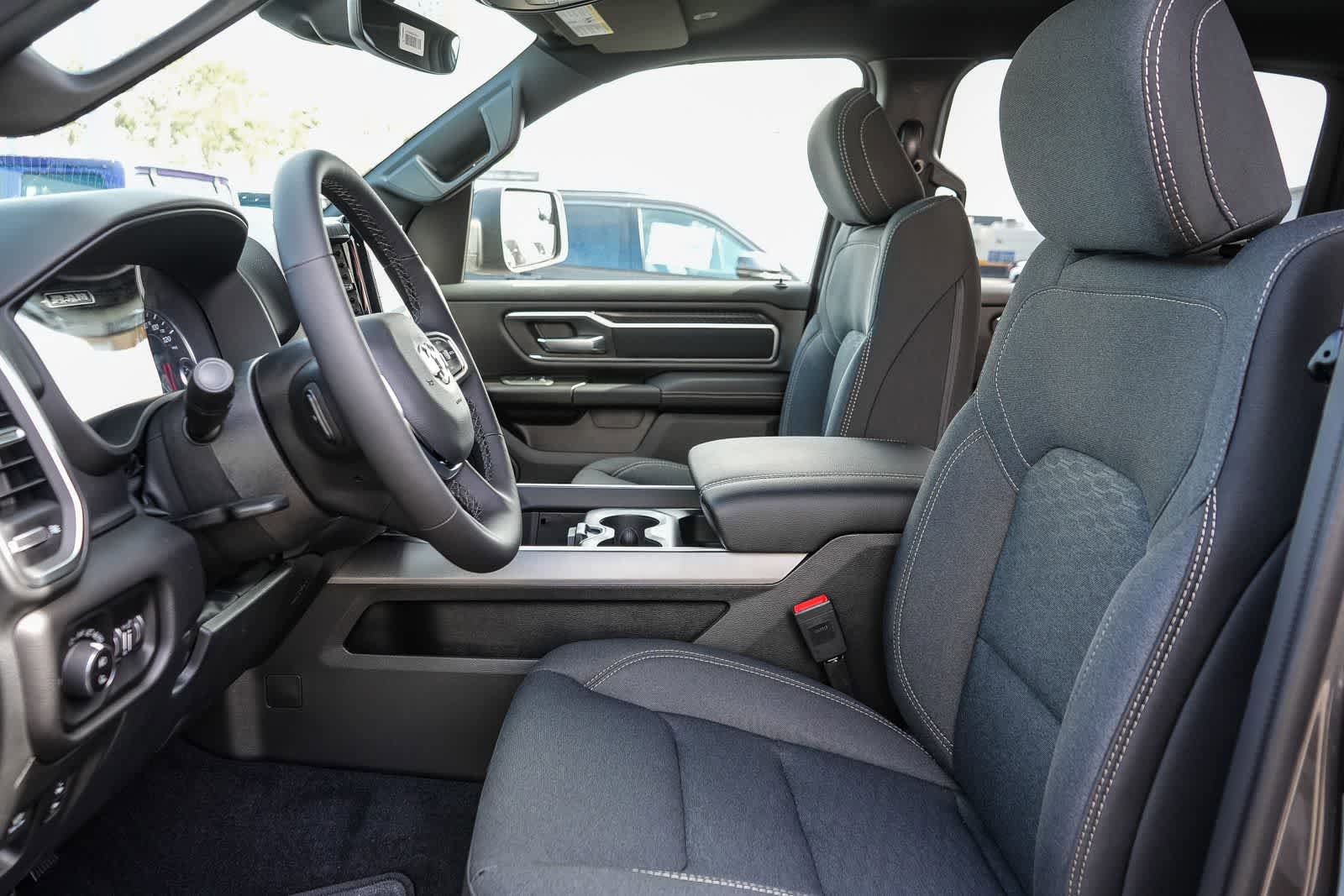 New 2026 RAM 1500 Big Horn AWD/4WD image 19