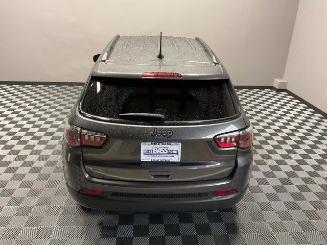 Used 2021 Jeep Compass Latitude AWD/4WD image 12