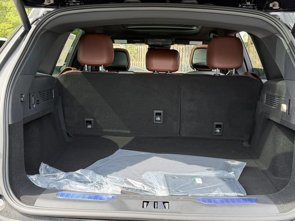 New 2026 Lincoln Nautilus Reserve w/ Jet Appearance Package AWD/4WD image 19