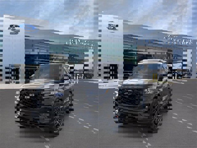 New 2025 Ford Explorer ST-Line image 2