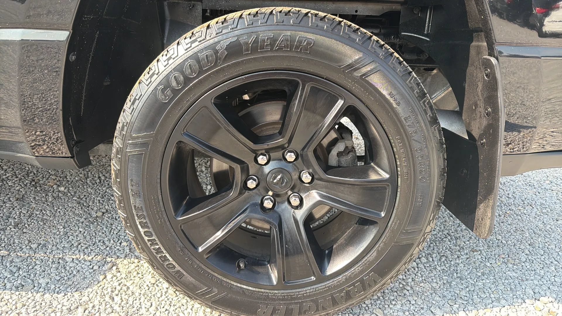 Used 2020 RAM 1500 Big Horn AWD/4WD image 2