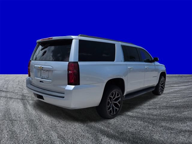 Used 2020 Chevrolet Suburban LT AWD/4WD image 3
