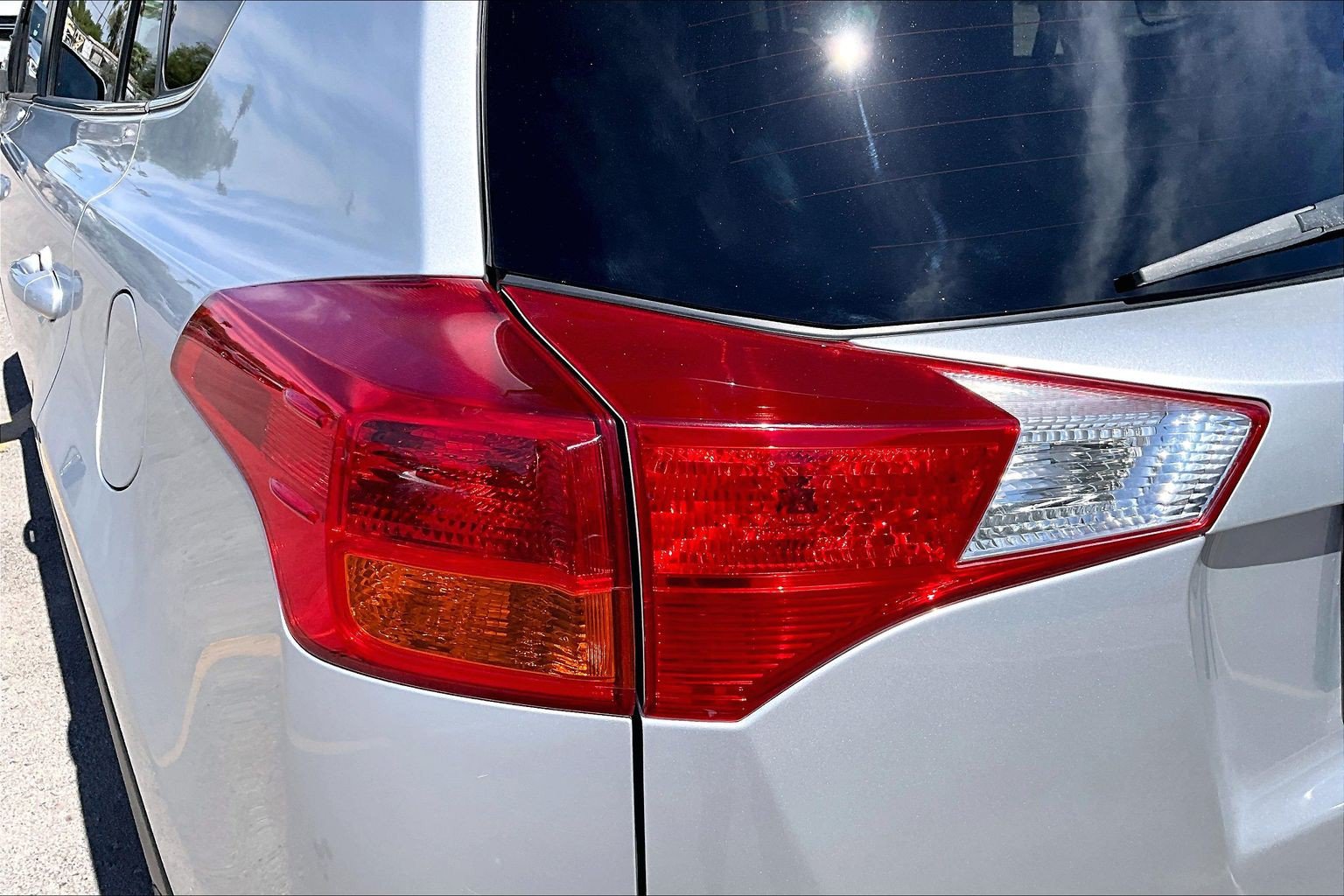 Used 2015 Toyota RAV4 Limited FWD image 31