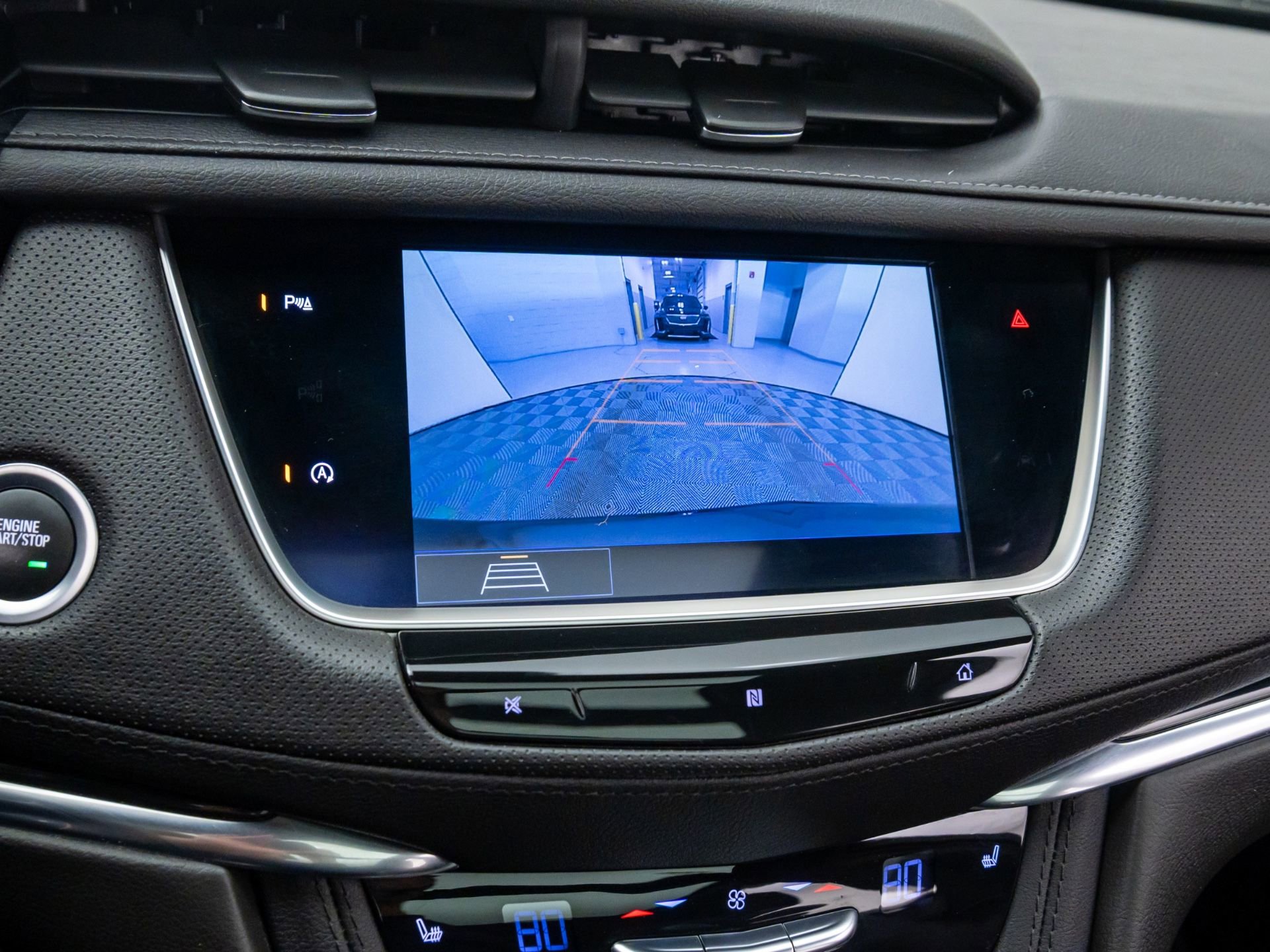 Used 2020 Cadillac XT5 Premium Luxury w/ LPO, Floor Liner Package image 28