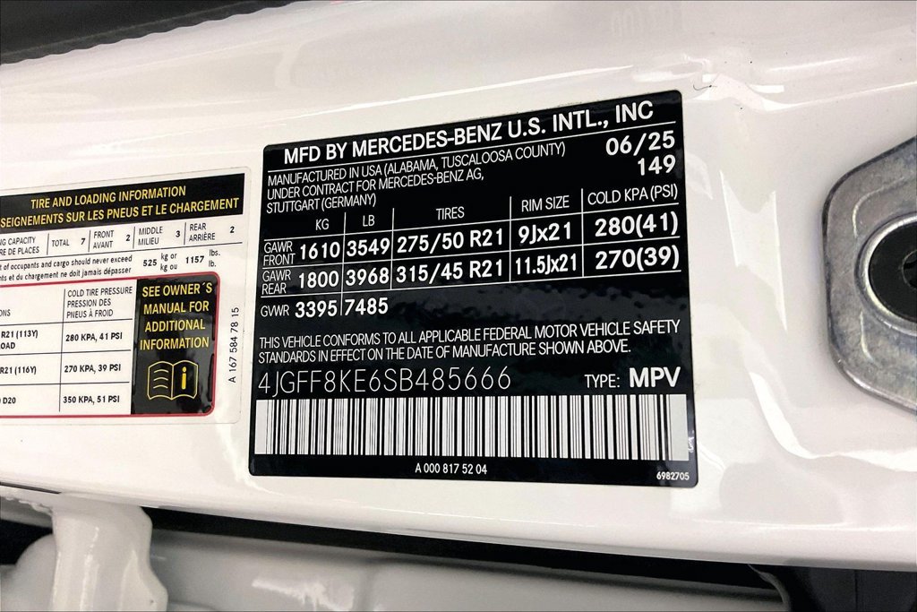 Certified 2025 Mercedes-Benz GLS 63 AMG 4MATIC image 27