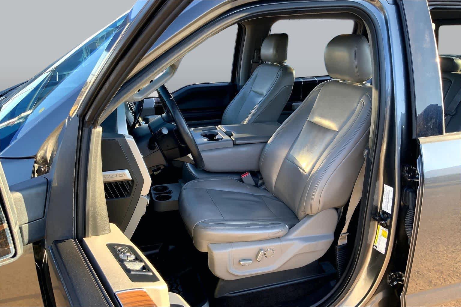 Used 2016 Ford F150 Lariat AWD/4WD image 8