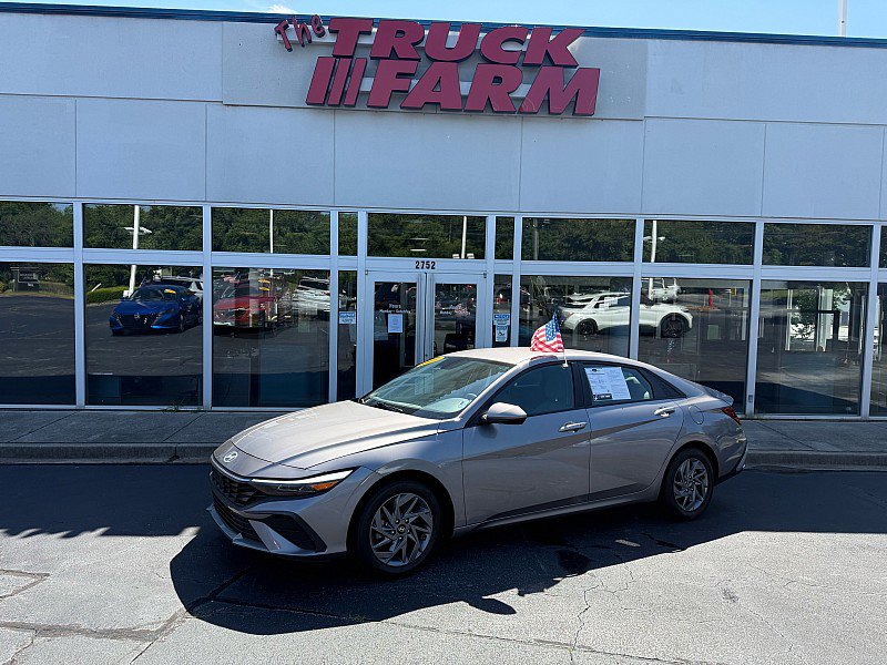 Used 2024 Hyundai Elantra SEL