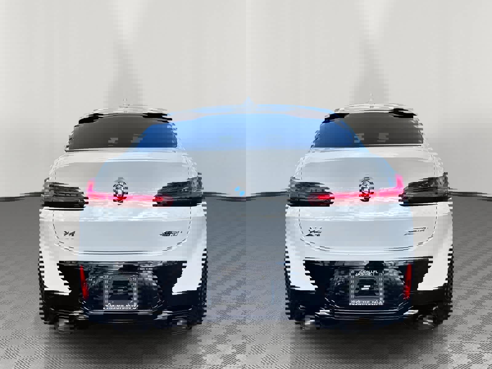 Certified 2023 BMW X4 xDrive30i w/ M Sport Package image 4