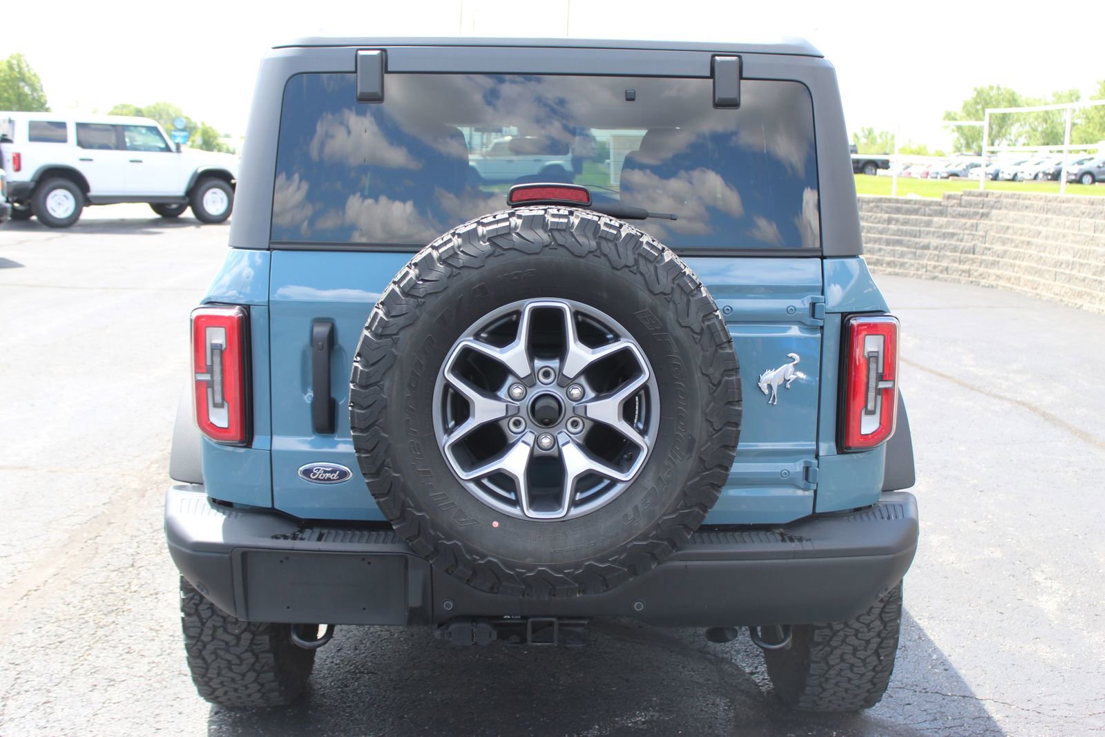 Used 2023 Ford Bronco Badlands AWD/4WD image 6