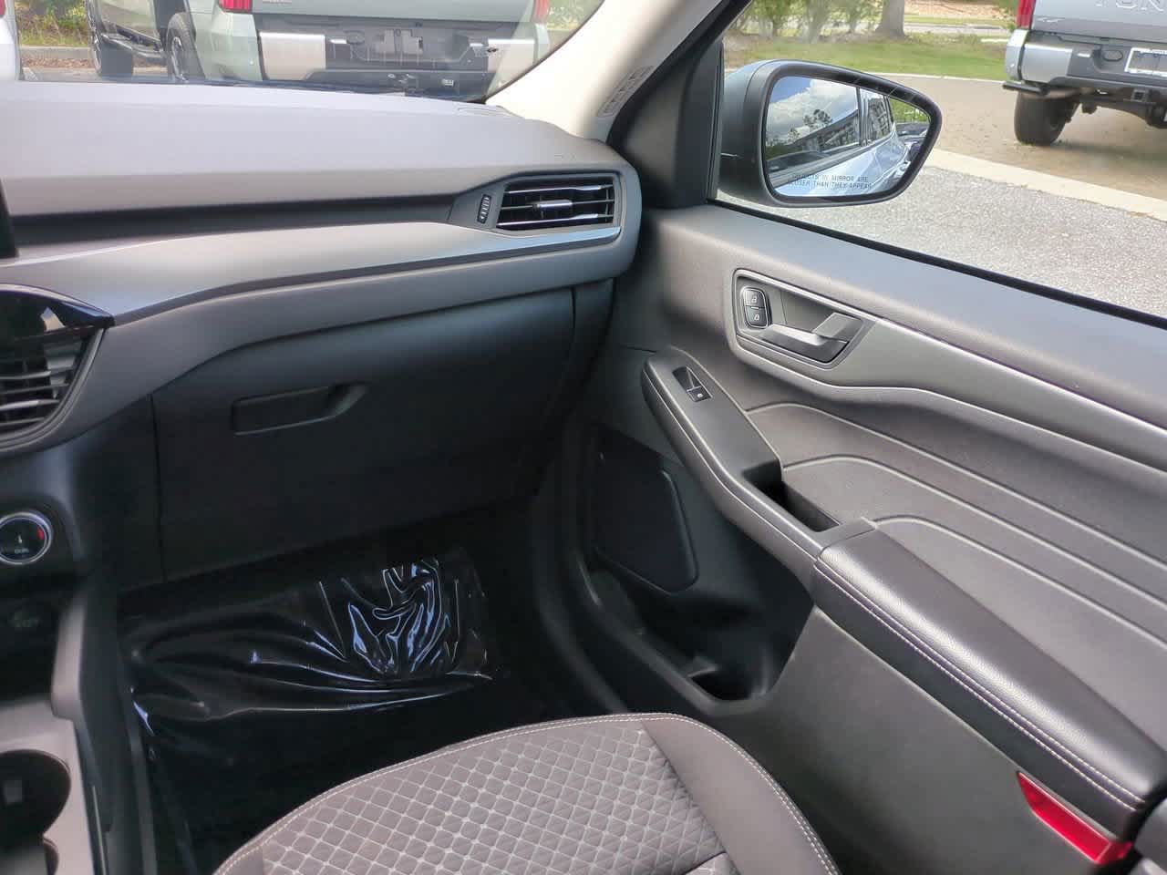 Used 2023 Ford Escape Active FWD image 16