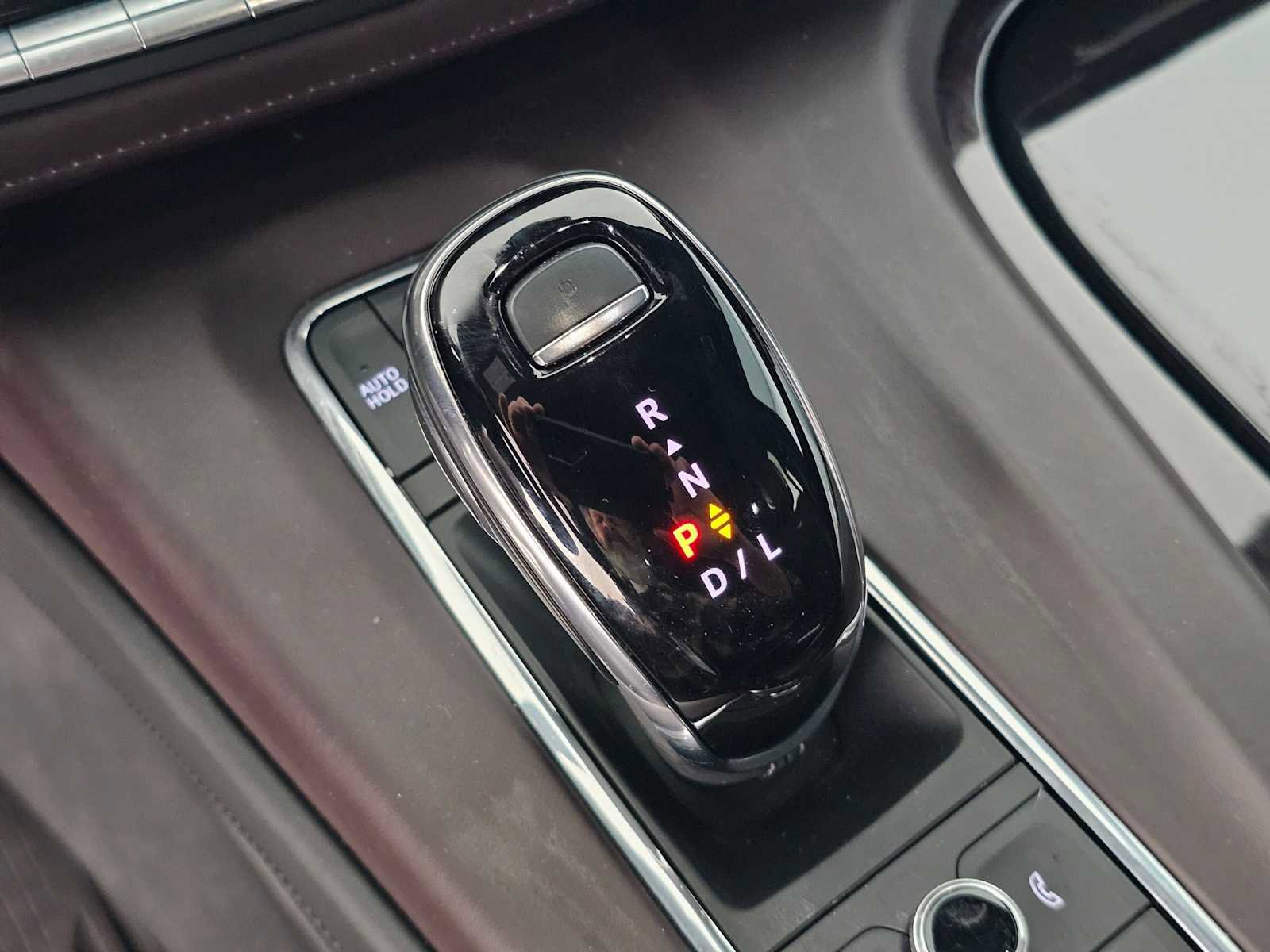 Used 2023 Cadillac Escalade Sport Platinum w/ LPO, ONYX Package image 33