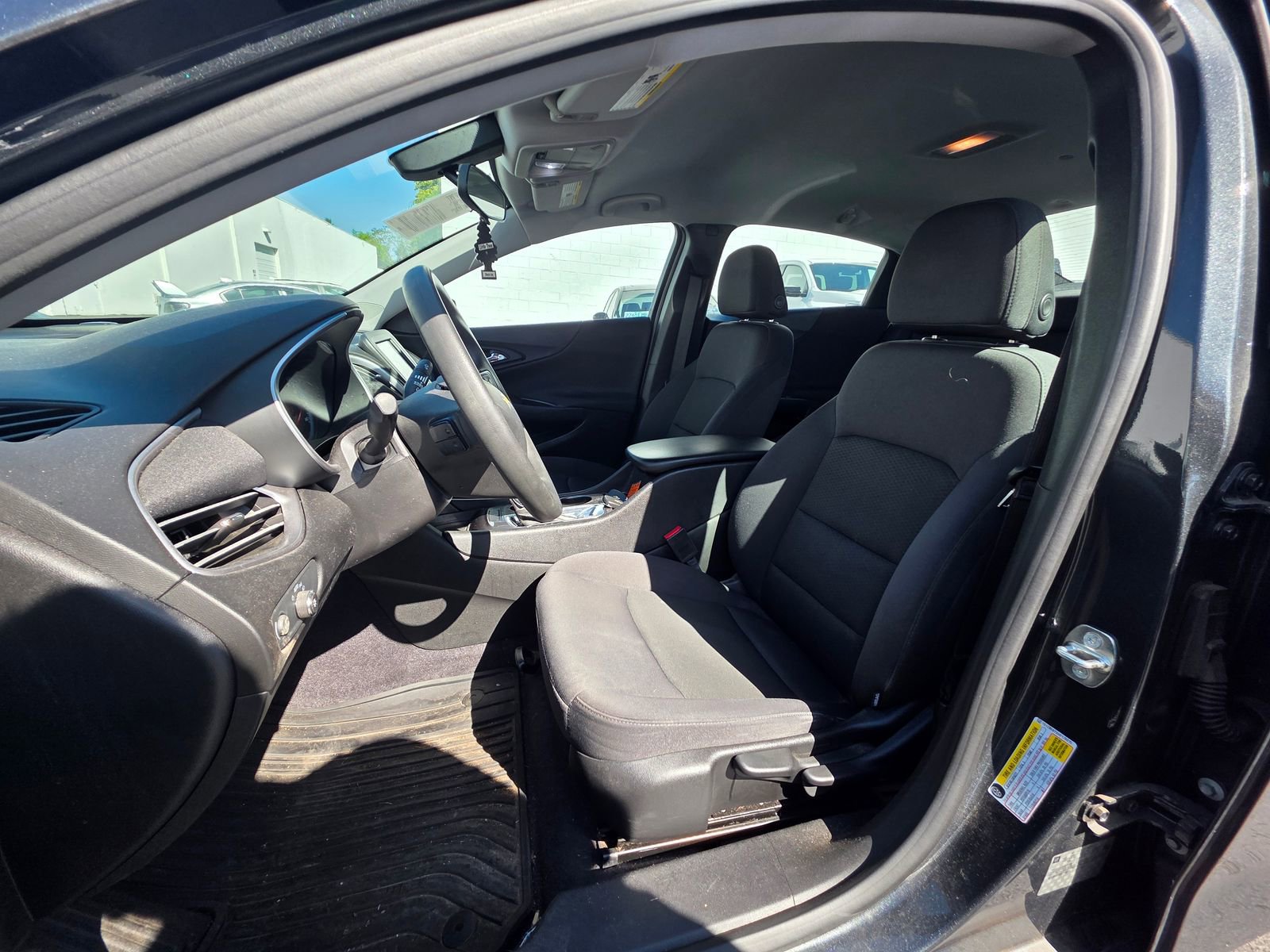 Used 2017 Chevrolet Malibu LS FWD image 11