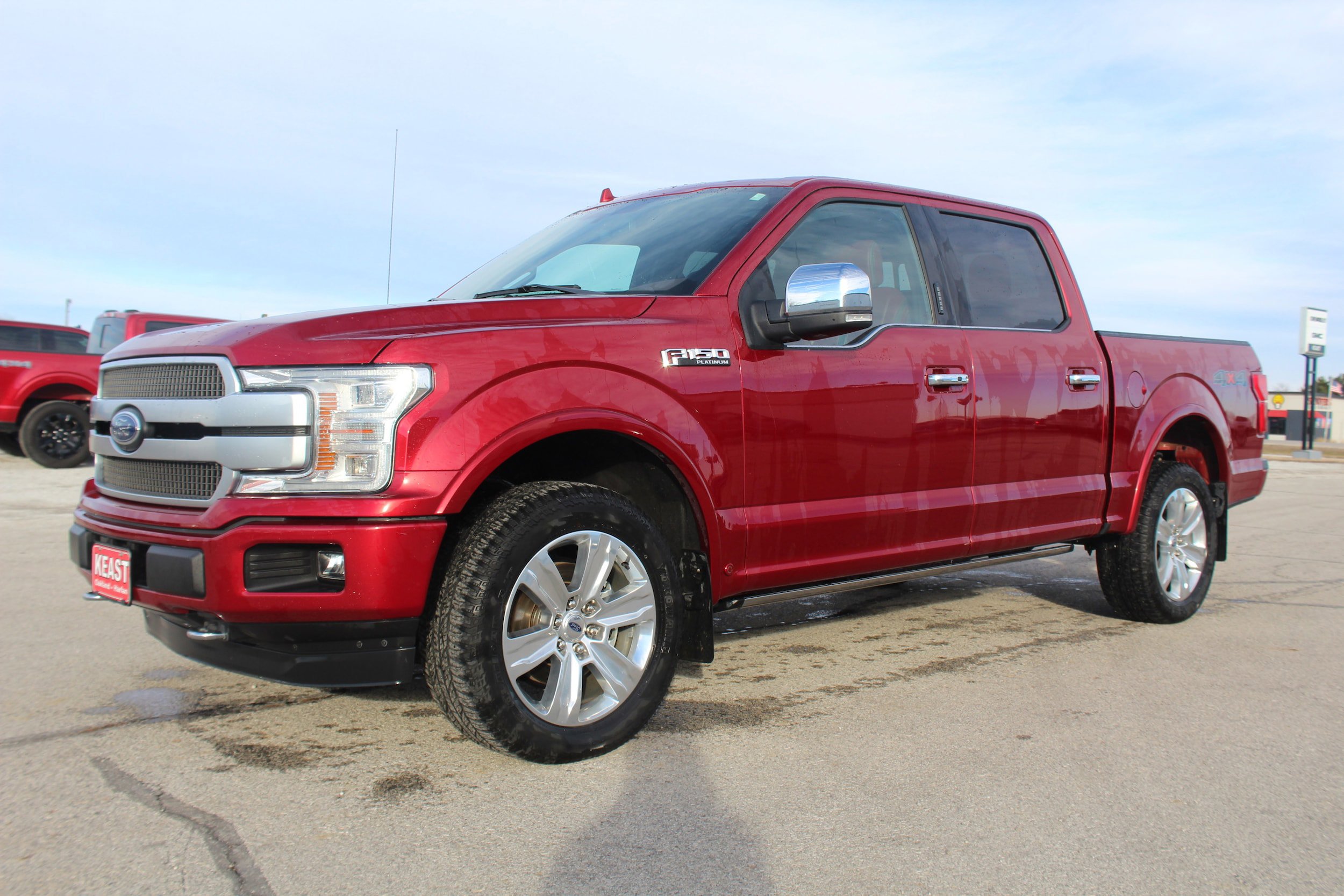 Used 2019 Ford F150 Platinum w/ Equipment Group 701A Luxury AWD/4WD image 1