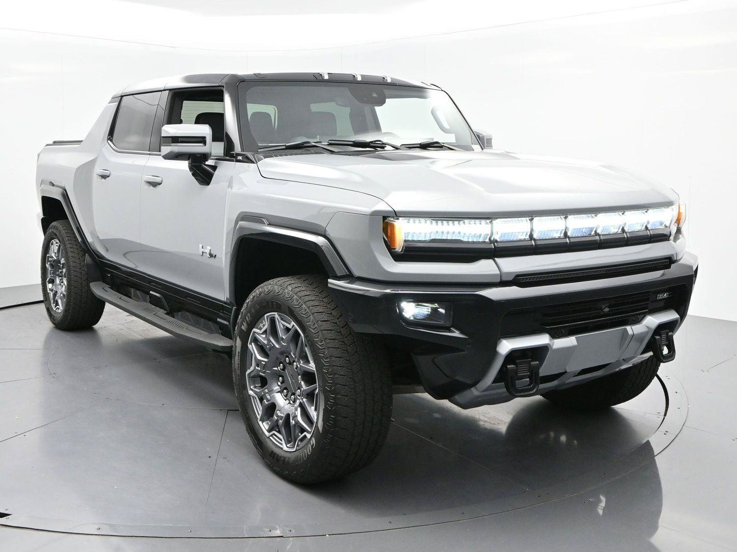 Used 2024 GMC Hummer EV 3X AWD/4WD image 2