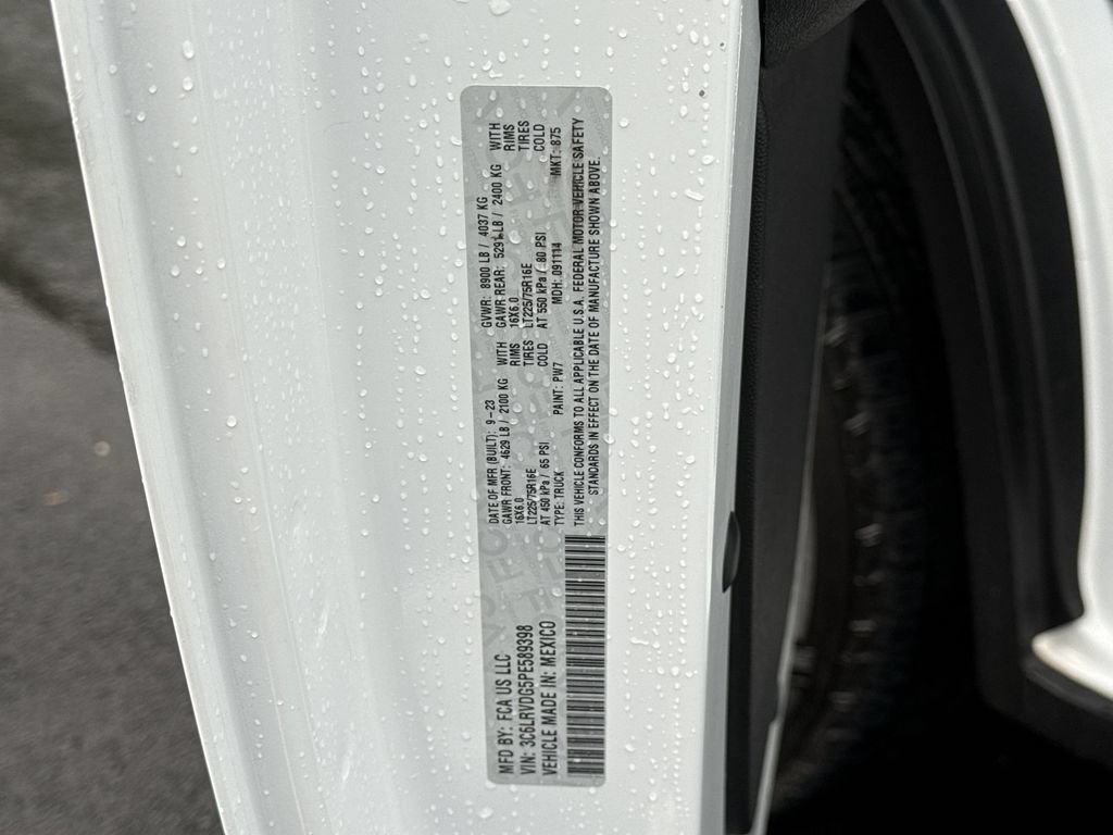 Used 2023 RAM ProMaster 2500 FWD image 25