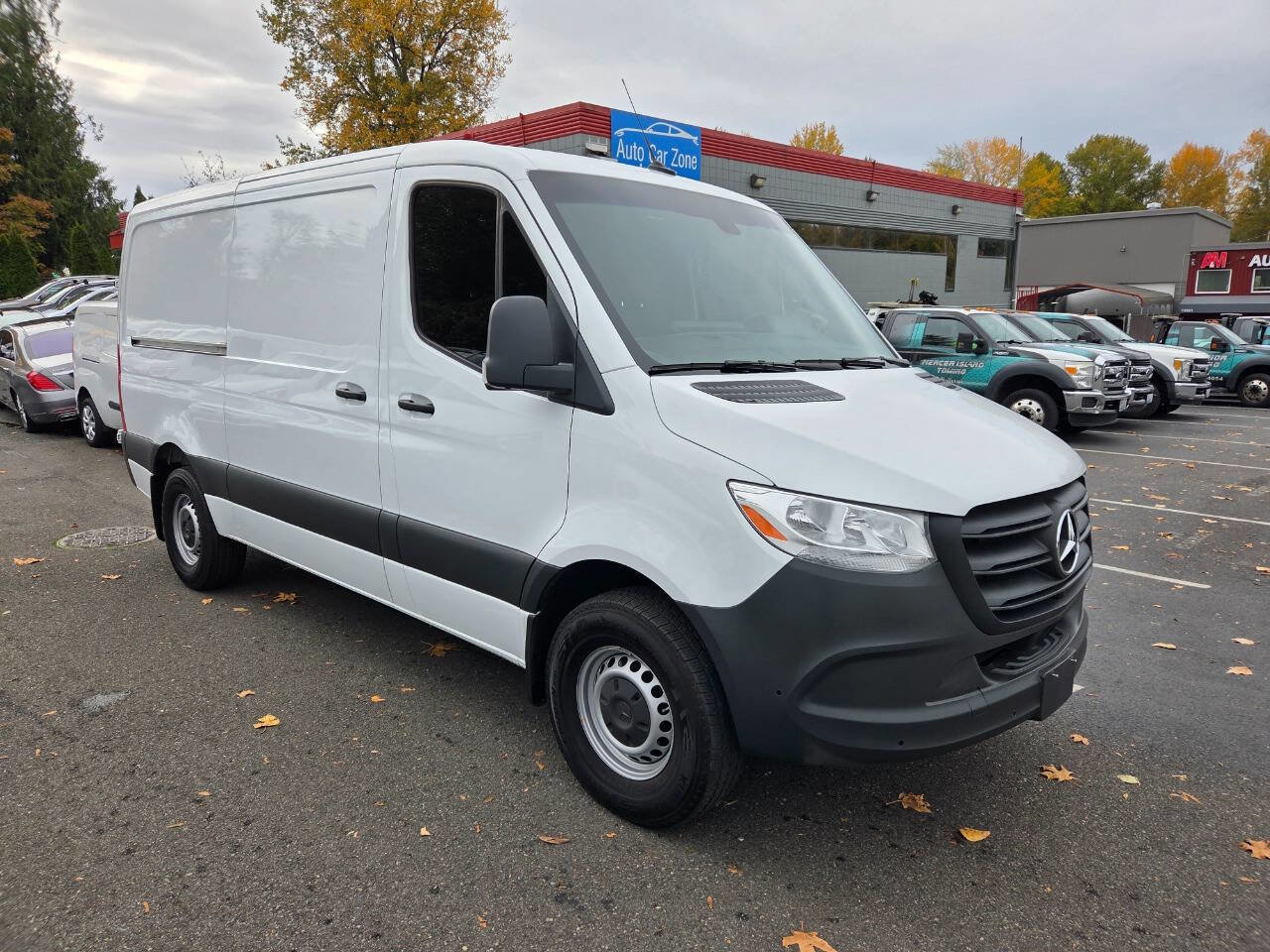 Used 2024 Mercedes-Benz Sprinter 2500 image 8