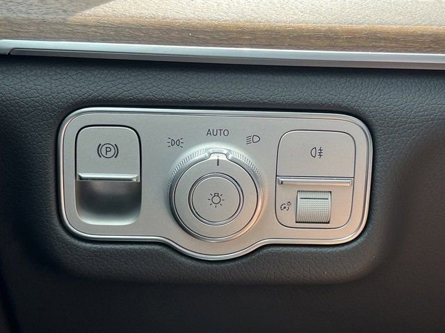 Used 2024 Mercedes-Benz GLE 350 4MATIC image 18