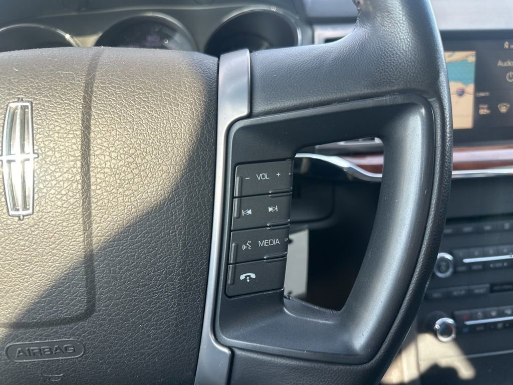 Used 2012 Lincoln MKZ image 17