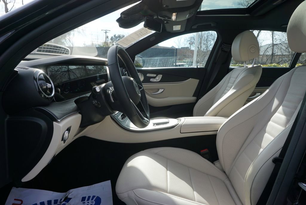 Certified 2022 Mercedes-Benz E 450 4MATIC Sedan image 9