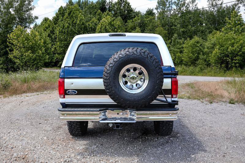 Used 1994 Ford Bronco XLT AWD/4WD image 5