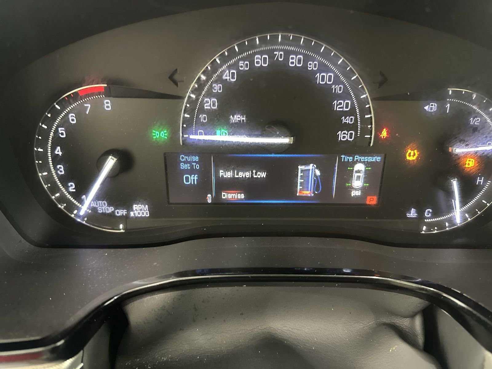 Used 2018 Cadillac XT5 Luxury w/ Driver Awareness Package image 19