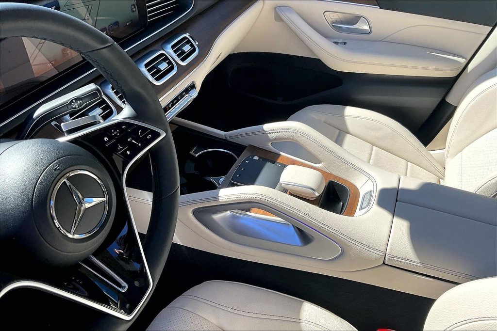 New 2026 Mercedes-Benz GLE 450 4MATIC image 8