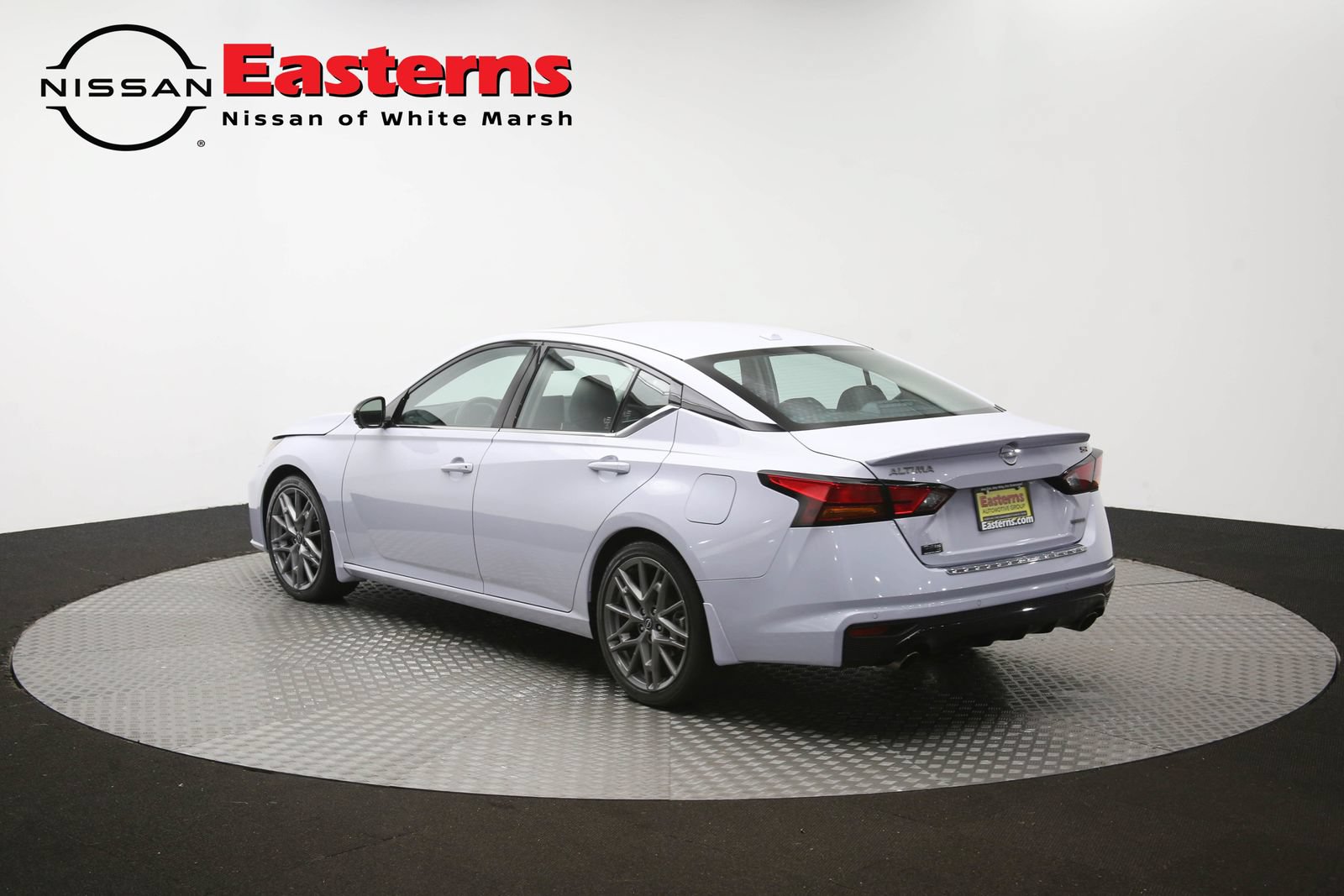 Used 2023 Nissan Altima 2.0 SR FWD image 63