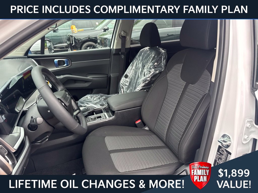 New 2026 Kia Sorento LX FWD image 8
