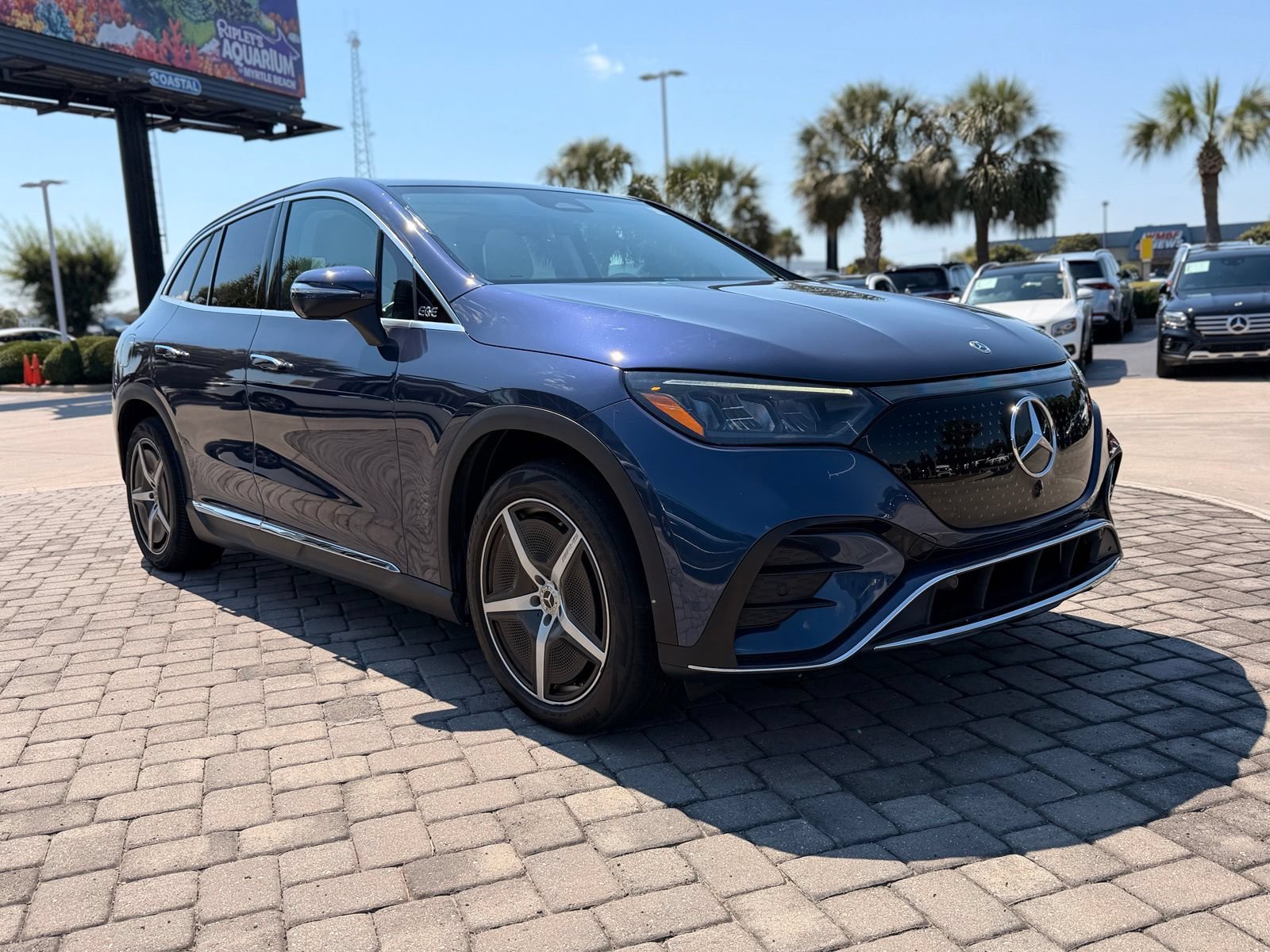Certified 2023 Mercedes-Benz EQE 500 4MATIC SUV image 7