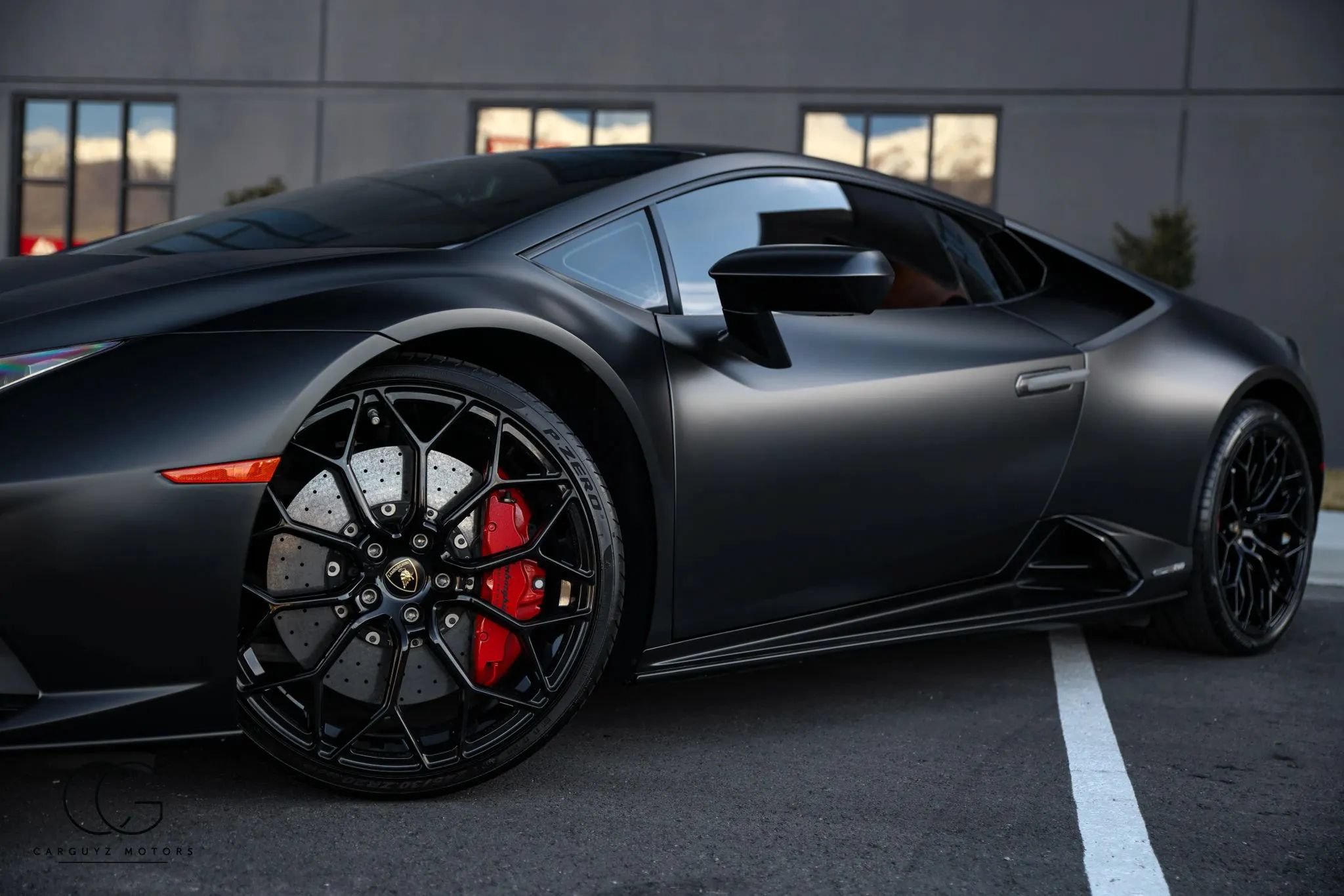 Used 2020 Lamborghini Huracan EVO AWD/4WD image 5